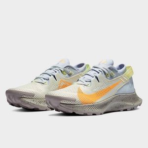 Nike Pegasus Trail 2 Pure Platinum Laser Orange